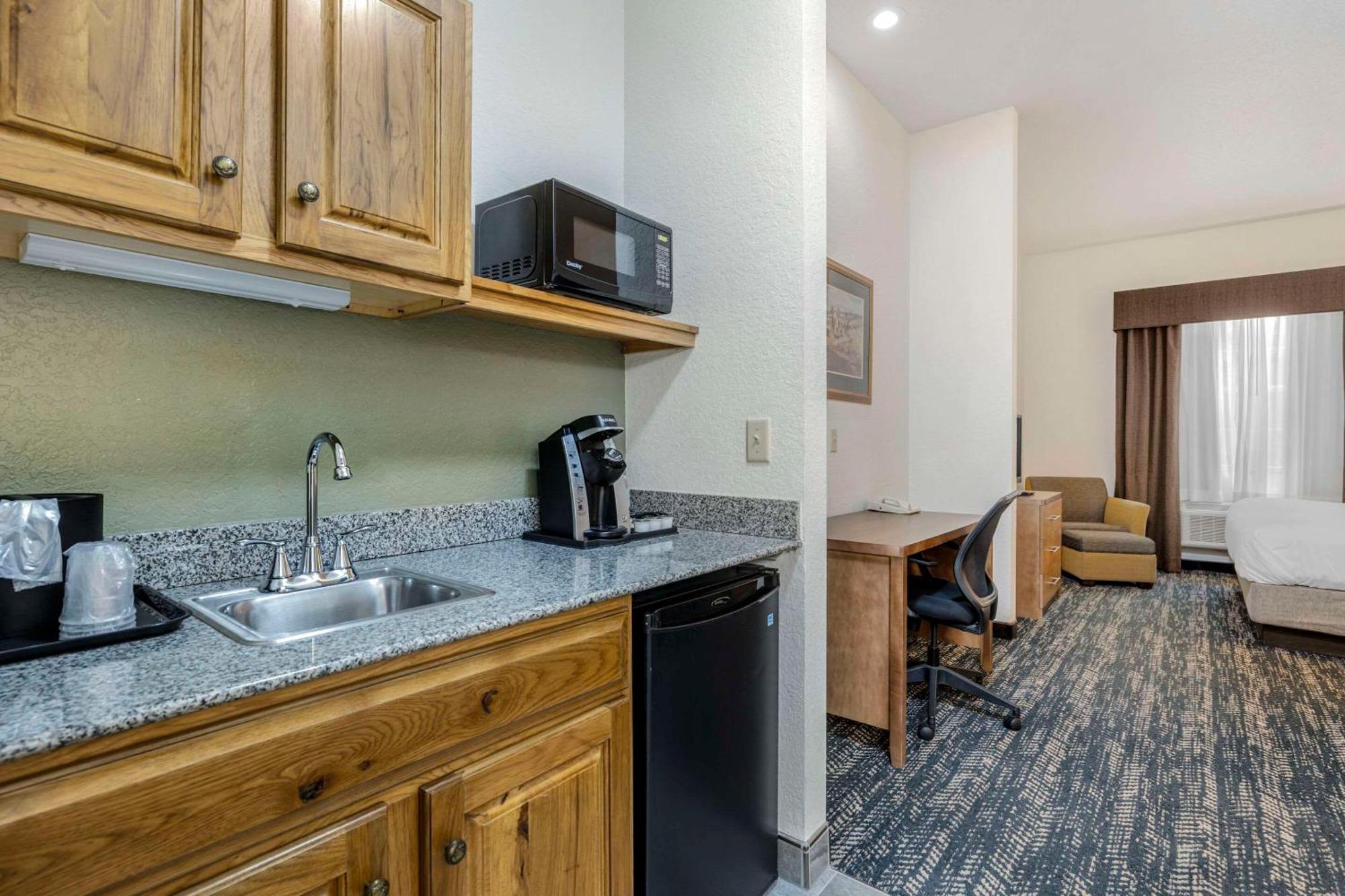 Comfort Inn & Suites Mt Rushmore Кистон Экстерьер фото