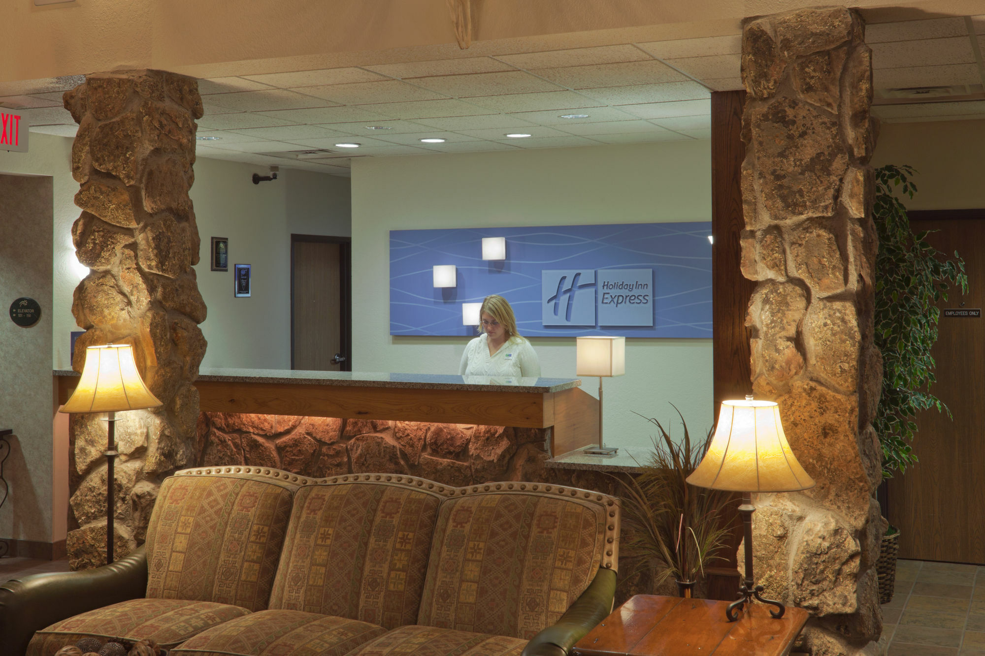 Comfort Inn & Suites Mt Rushmore Кистон Интерьер фото